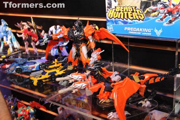 Toy Fair 2013 Transformers Beast Hunters Image  (18 of 30)